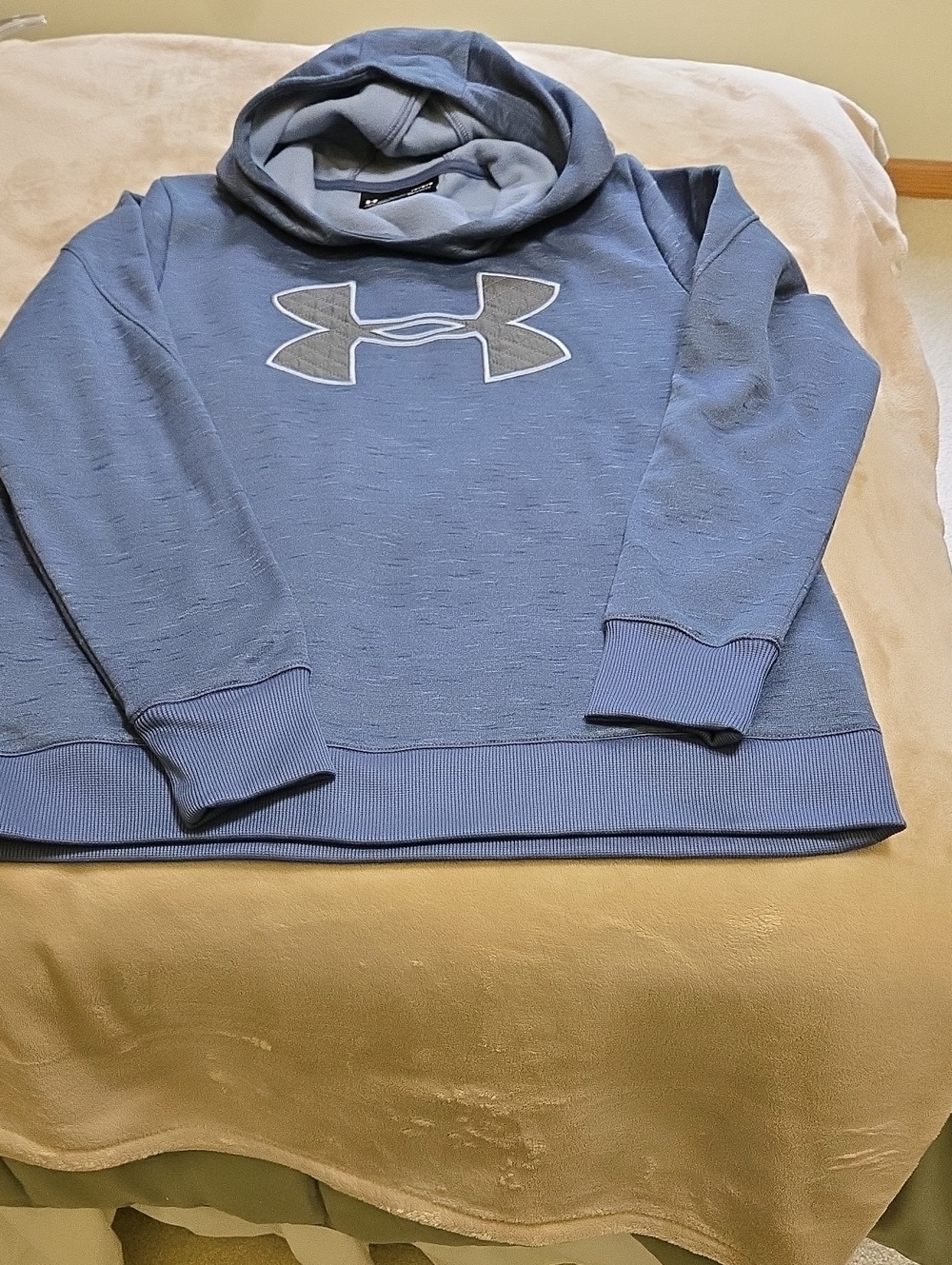 Under Armour  Blue Pullover Hoodie with Gray Quilted Logo